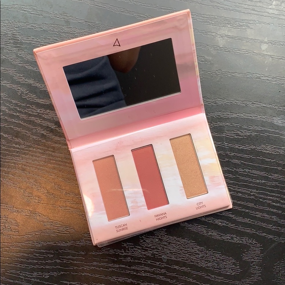 Wandered Dusk To Dawn Palette
